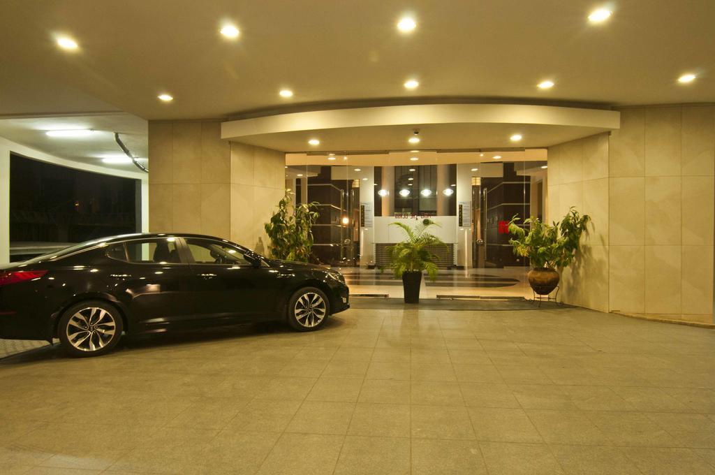 L'Eola Suites Абуджа Экстерьер фото