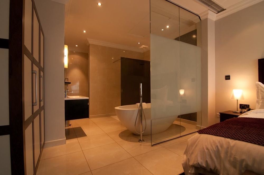 L'Eola Suites Абуджа Экстерьер фото