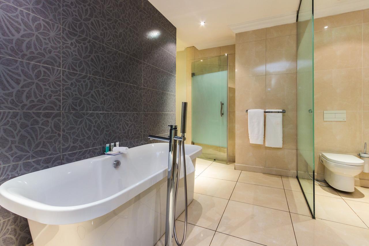 L'Eola Suites Абуджа Экстерьер фото